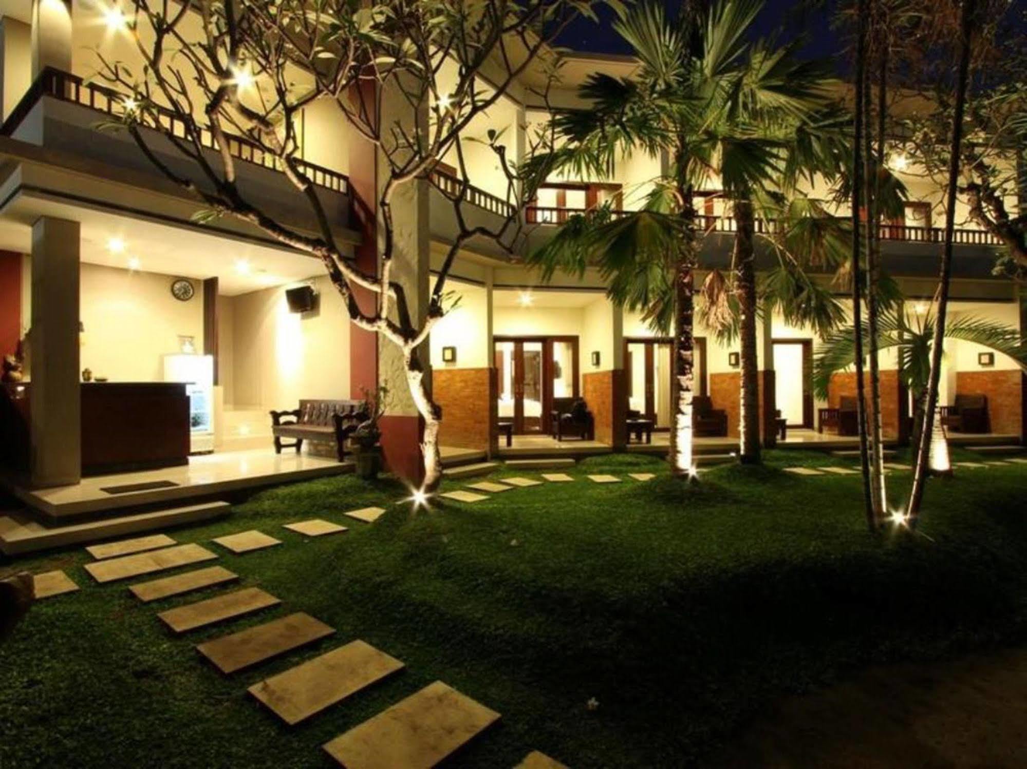 Billy Pendawa Homestay Kuta  Exterior photo